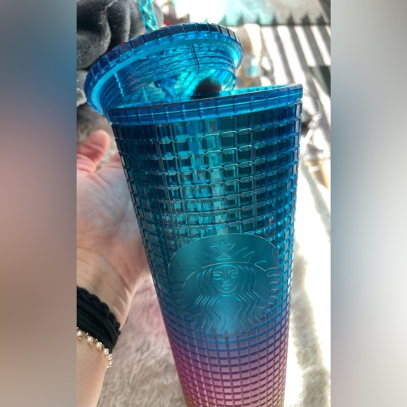 NWT - Starbucks 24 oz Spring Ombré blue/pink/yellow Reusable Cold Cup w/ texture - Picture 9 of 9